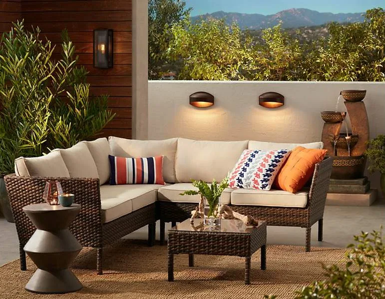 Summer Series – Outdoor Spaces – Enhancing your space with outdoor lighting
